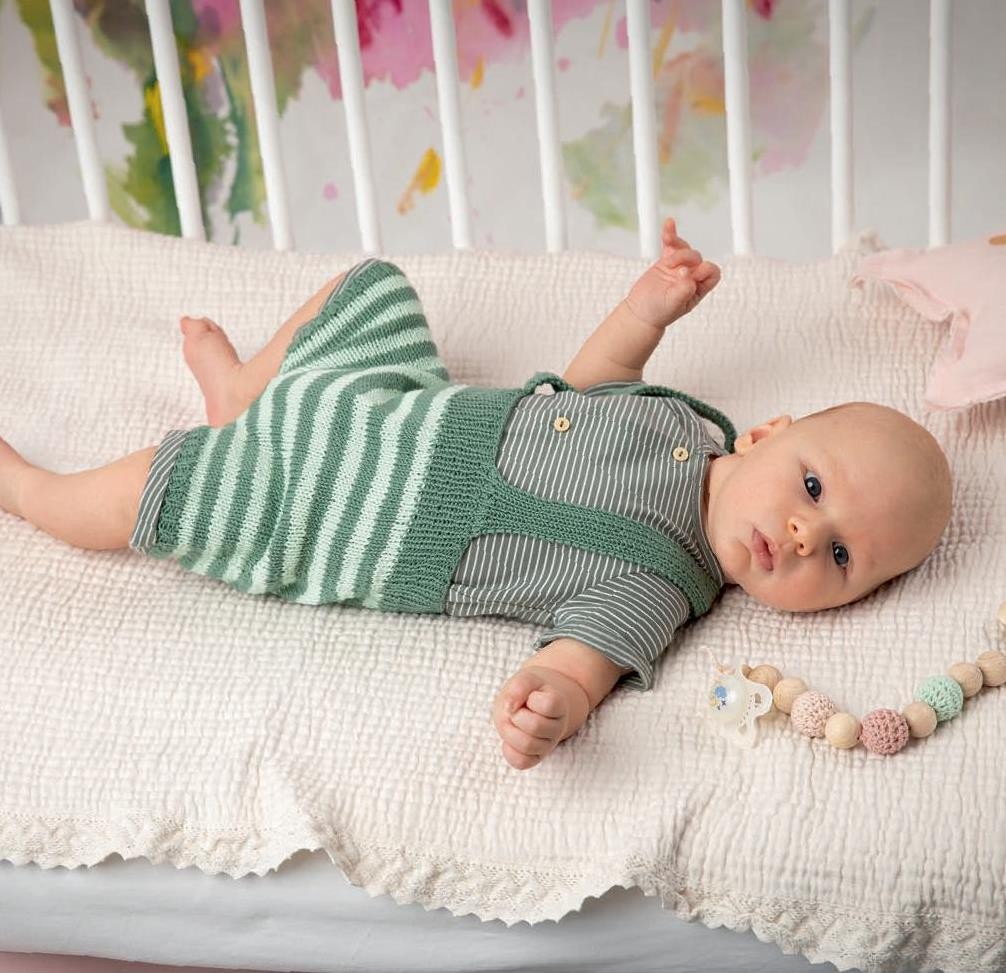 PUNTO 36 - Layette Baby Cotton - modèle 13 Pantalon court à bretelle